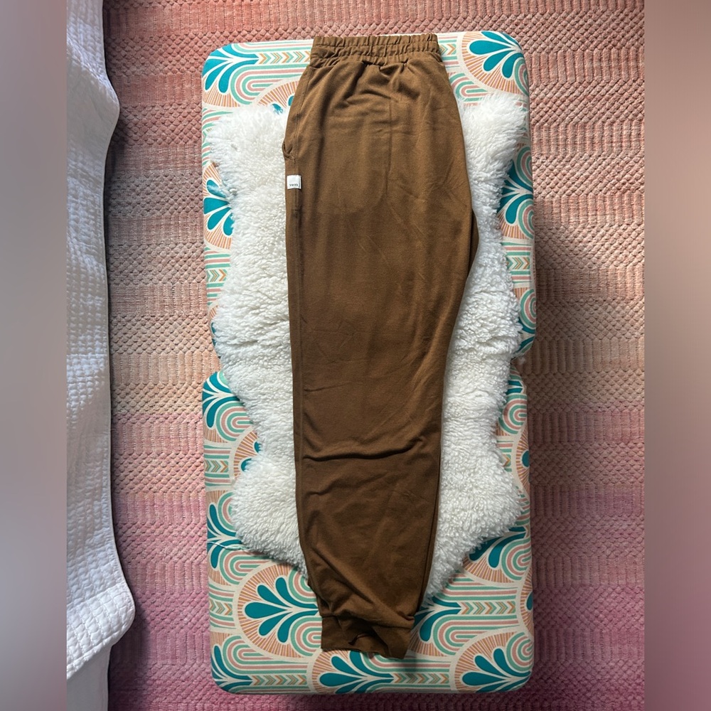 Vuori joggers